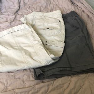 🌼CLEARANCE🌼 Size 18 & 18W cargo pants & shorts.